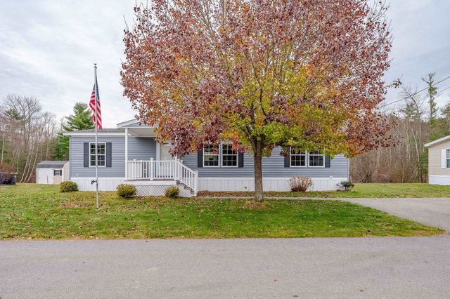 16 Edmund Meadow Lane, Hampstead, NH 03841