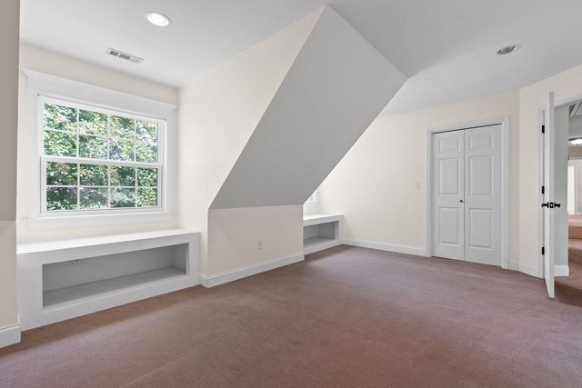 2124 Burnt Hickory Drive, Chattanooga, TN 37421