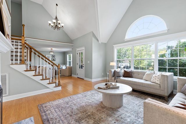 2124 Burnt Hickory Drive, Chattanooga, TN 37421