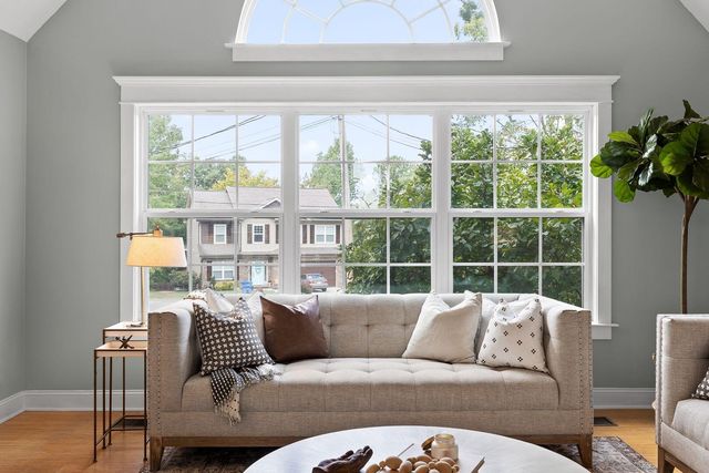 2124 Burnt Hickory Drive, Chattanooga, TN 37421