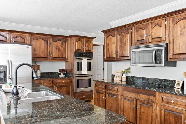 2124 Burnt Hickory Drive, Chattanooga, TN 37421