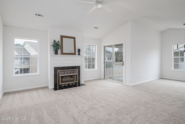 2912 Mulberry Lane F, Greenville, NC 27858