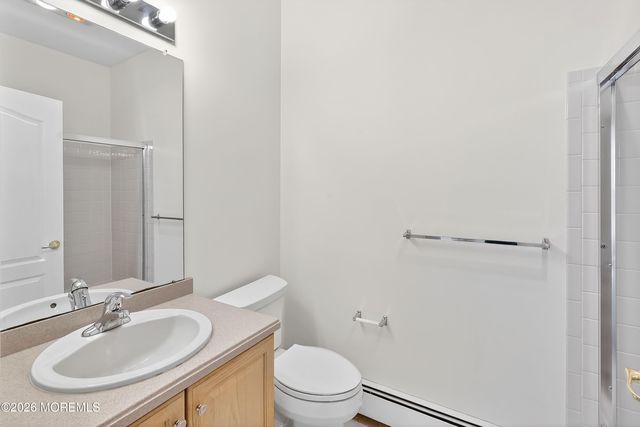 22 Springlawn Drive, Lakewood, NJ 08701