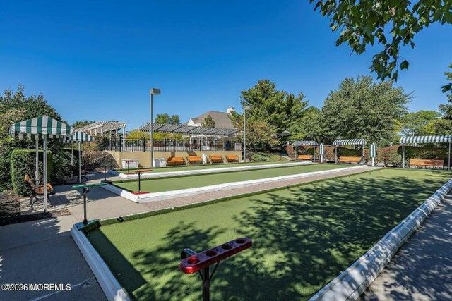 22 Springlawn Drive, Lakewood, NJ 08701