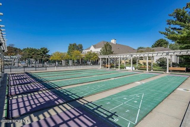 22 Springlawn Drive, Lakewood, NJ 08701