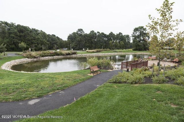 22 Springlawn Drive, Lakewood, NJ 08701