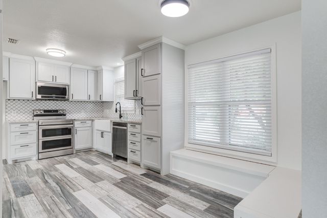 3213 94th Street, Lubbock, TX 79423