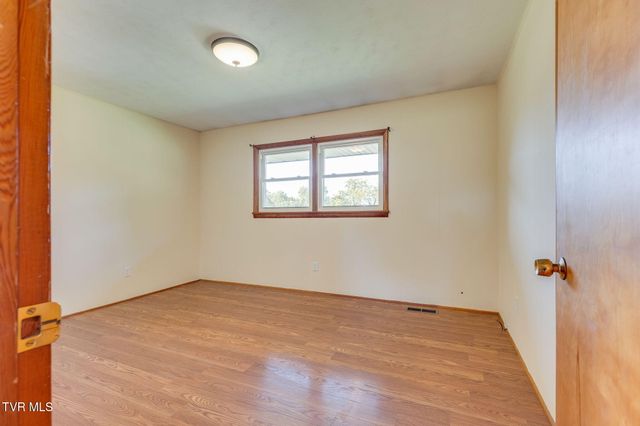 278 Pamela Court Court, Blountville, TN 37617