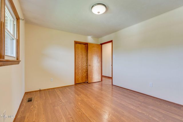 278 Pamela Court Court, Blountville, TN 37617