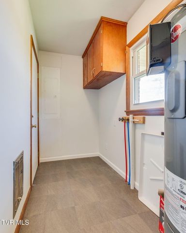 278 Pamela Court Court, Blountville, TN 37617