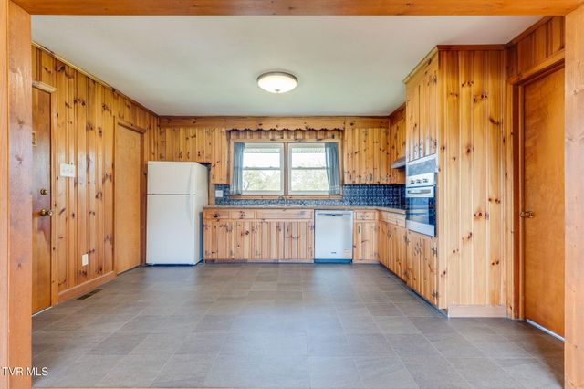 278 Pamela Court Court, Blountville, TN 37617