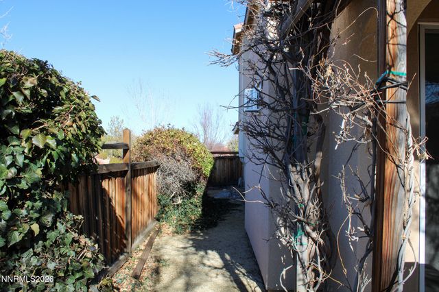 3647 Lepus Drive, Sparks, NV 89436