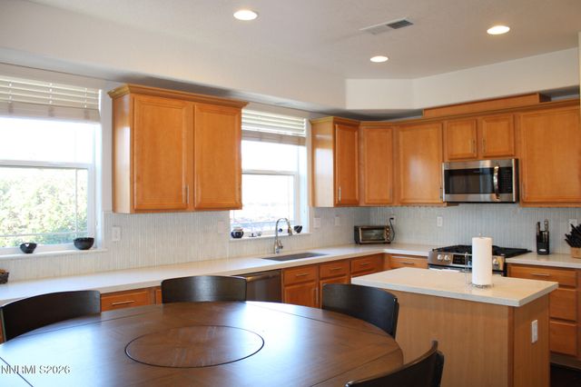 3647 Lepus Drive, Sparks, NV 89436