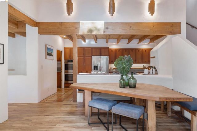 1102 1102 Grand View Drive, Berkeley, CA 94705