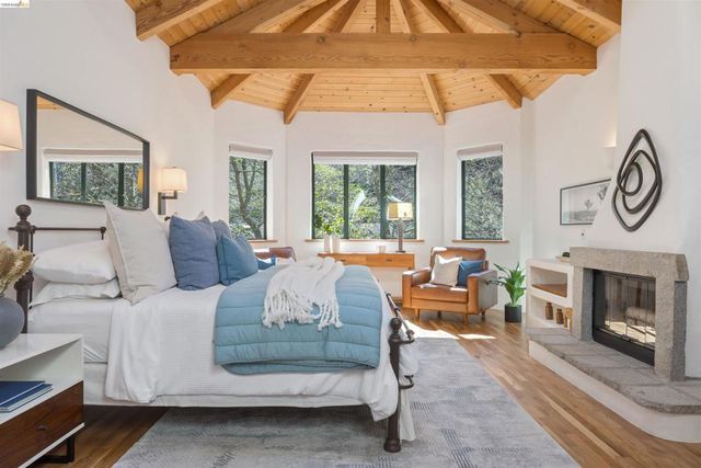 1102 1102 Grand View Drive, Berkeley, CA 94705