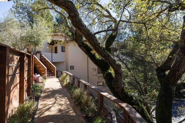 1102 1102 Grand View Drive, Berkeley, CA 94705