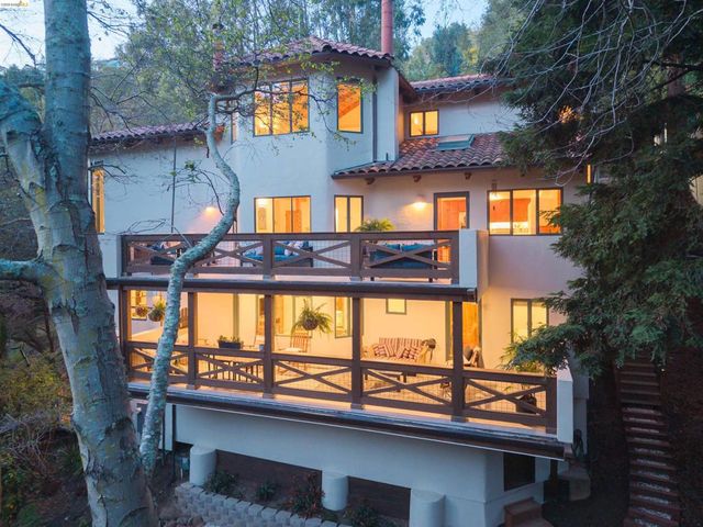 1102 1102 Grand View Drive, Berkeley, CA 94705