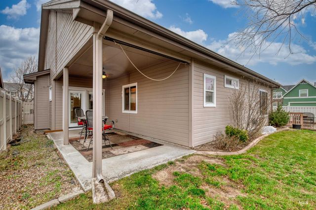 2833 N Christian Way, Meridian, ID 83646