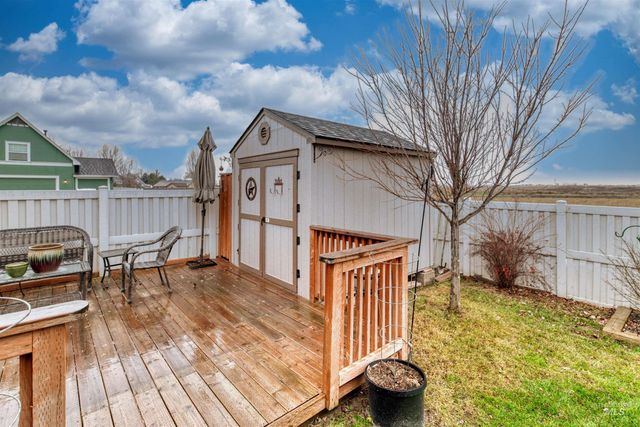 2833 N Christian Way, Meridian, ID 83646