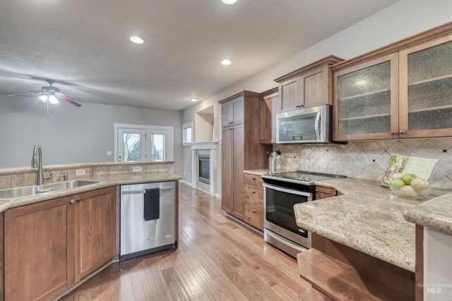 2833 N Christian Way, Meridian, ID 83646