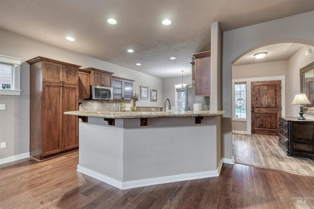 2833 N Christian Way, Meridian, ID 83646