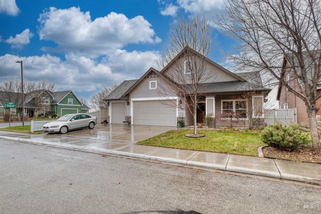 2833 N Christian Way, Meridian, ID 83646