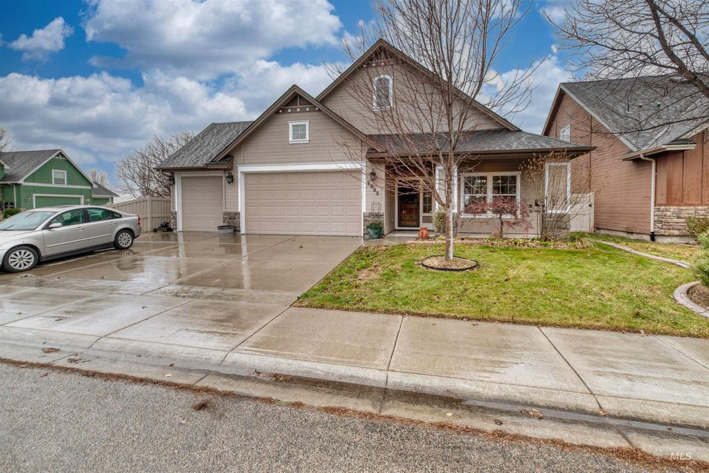 2833 N Christian Way, Meridian, ID 83646
