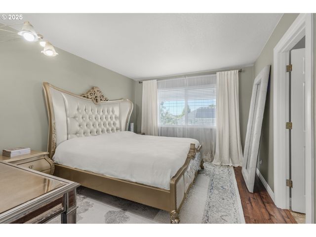 1273 CONSTITUTION Ave, Woodburn, OR 97071