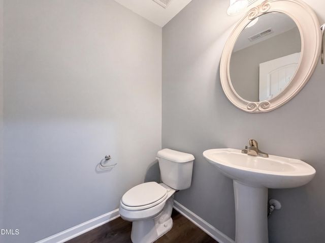 1805 Shady Knoll Lane, Fayetteville, NC 28314