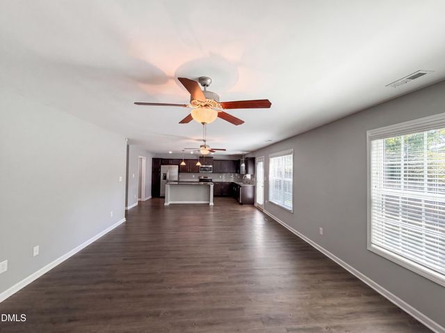 1805 Shady Knoll Lane, Fayetteville, NC 28314