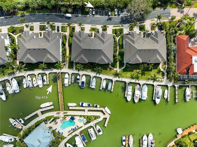 1777 Gulfstar DR S, Naples, FL 34112