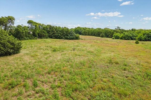 10843 E Line Road, Trenton, TX 75490