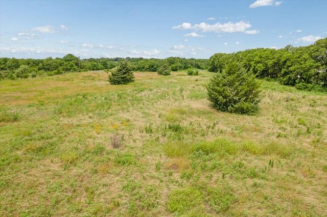 10843 E Line Road, Trenton, TX 75490