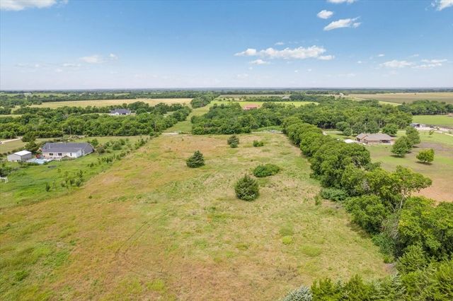 10843 E Line Road, Trenton, TX 75490