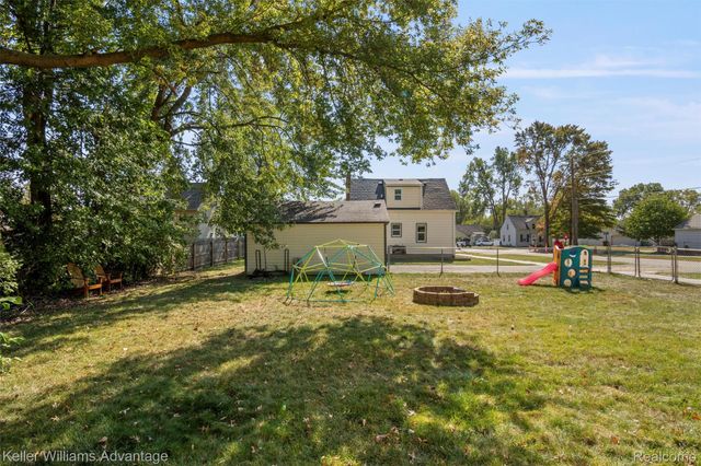 32544 Bock Street, Garden City, MI 48135