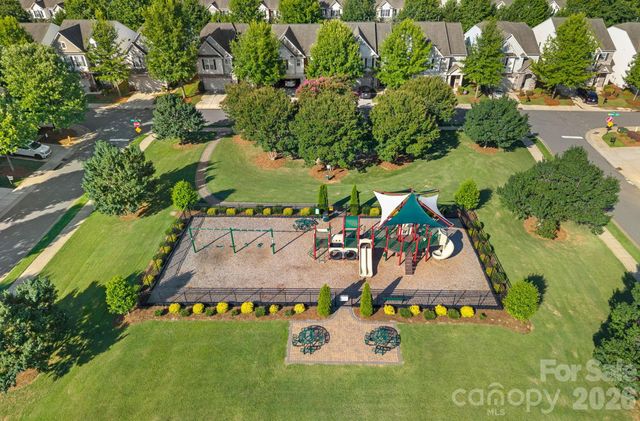 1809 Royal Gorge Avenue, Charlotte, NC 28210