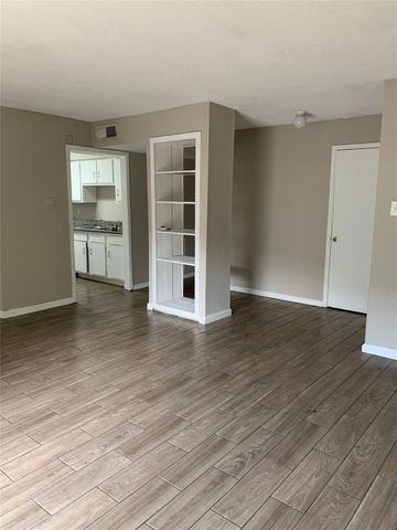 5625 Antoine Drive 508, Houston, TX 77091