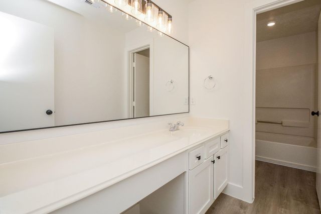 9939 Farrell Drive, Houston, TX 77070