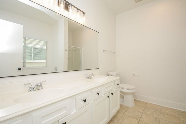 9939 Farrell Drive, Houston, TX 77070