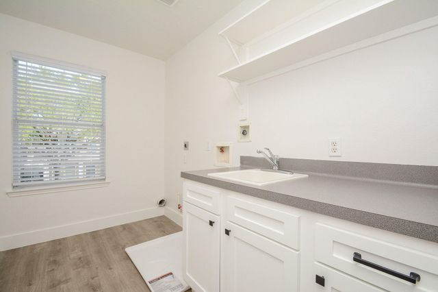 9939 Farrell Drive, Houston, TX 77070