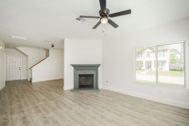 9939 Farrell Drive, Houston, TX 77070