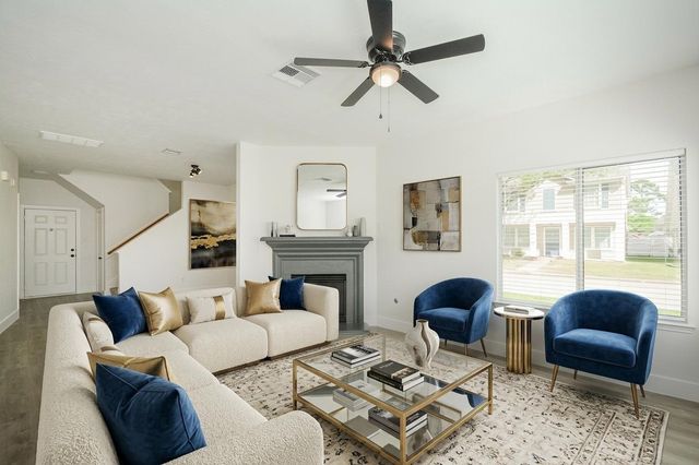 9939 Farrell Drive, Houston, TX 77070