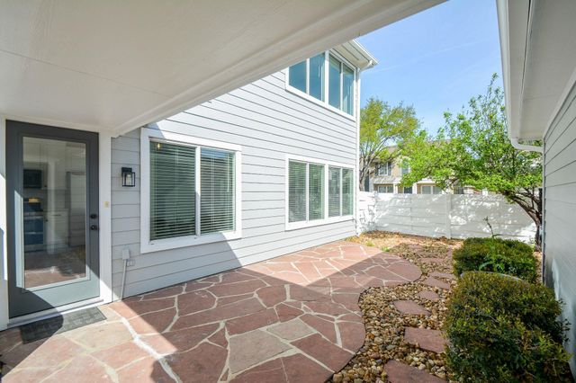 9939 Farrell Drive, Houston, TX 77070