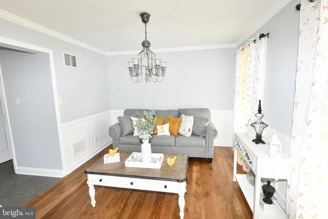 217 TURNBERRY DR, Thorndale, PA 19372