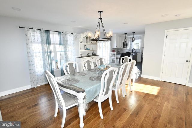 217 TURNBERRY DR, Thorndale, PA 19372