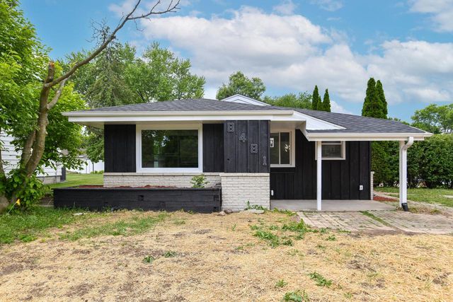 8481 N 52nd STREET, Brown Deer, WI 53223
