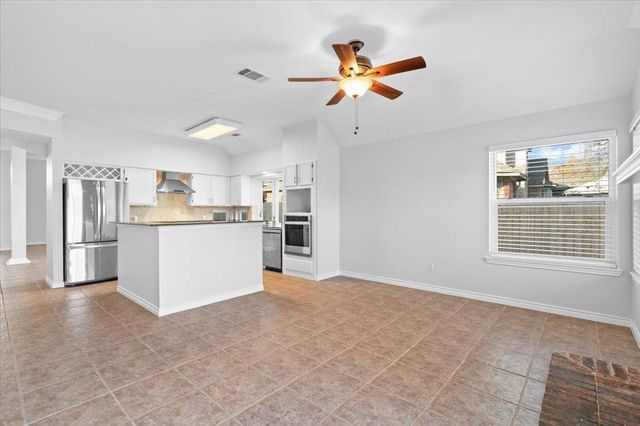 8002 Manx DR, Round Rock, TX 78681