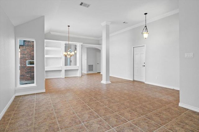 8002 Manx DR, Round Rock, TX 78681