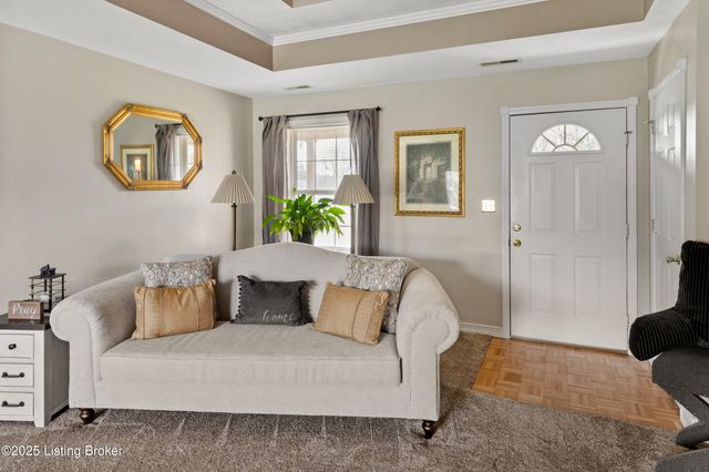 146 N Kristal Springs Dr, Shepherdsville, KY 40165