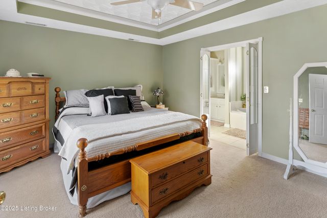 146 N Kristal Springs Dr, Shepherdsville, KY 40165